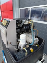 KOMPRESOR ŚRUBOWY SCHNEIDER AMD 4 -10F1